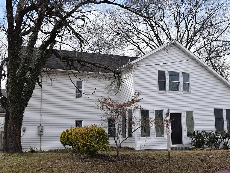 4737 Wilson Blvd — Photo 2