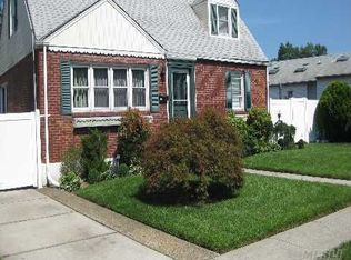 142 Salem Rd, Valley Stream, NY 11580