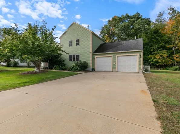 131 Hyatt Ave, Haverhill, MA 01835