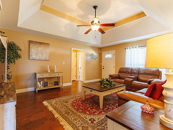 5th image of 89 Mill Pond Pl
