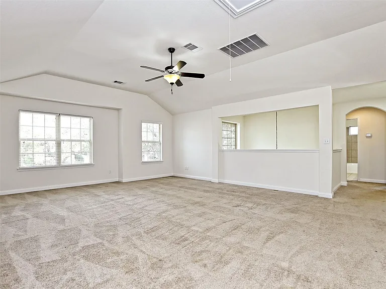 4705 Pyrenees Pass — Photo 11