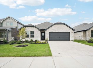 3306 Pat Mayse Dr, Farmersville, TX 75442