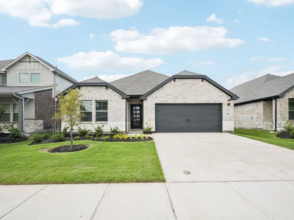 3306 Pat Mayse Dr, Farmersville, TX 75442