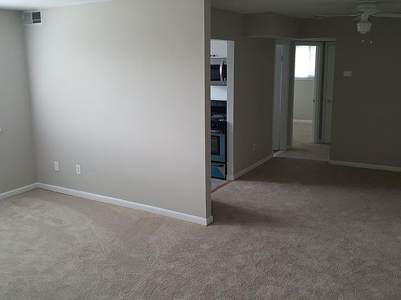 3rd image of 306 Adams Ave APT 301