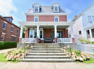 8 Sylvan St #1BA, Newport, RI 02840