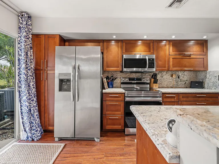 5250 Sapphire Valley — Photo 12