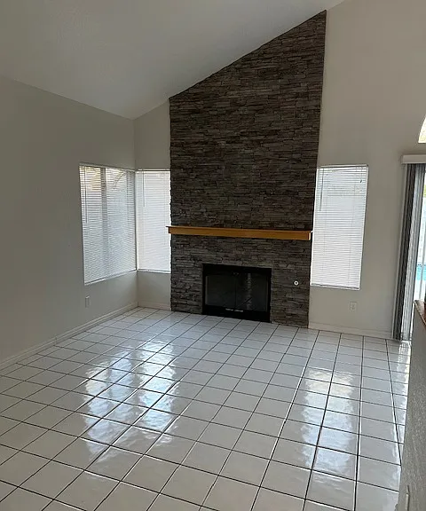 7095 Shadow Crest Dr — Photo 4