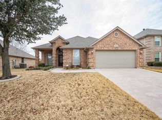 5717 Searcy Dr, Fort Worth, TX 76131