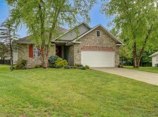 3011 E Eastmoor Ct, Springfield, MO 65804