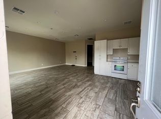 21016 S Cooper Rd #1, Chandler, AZ 85286