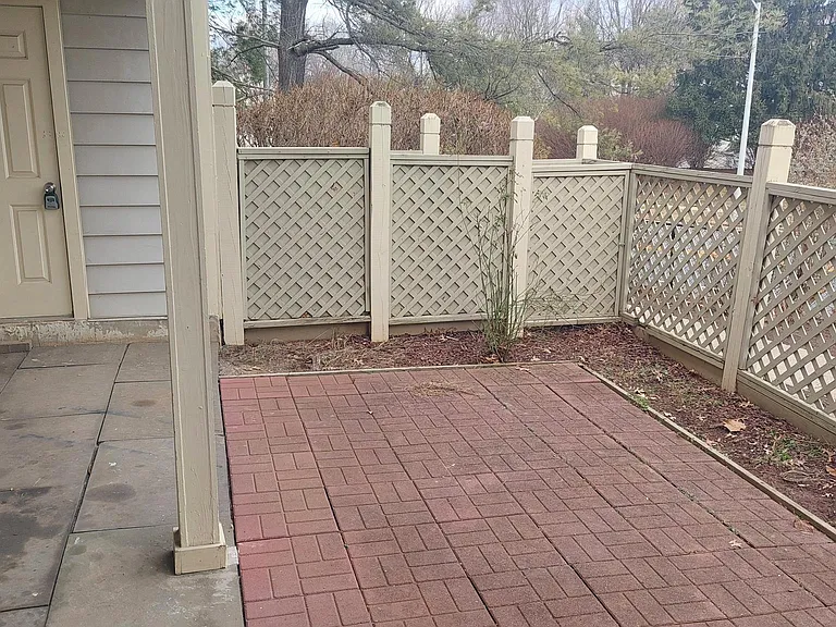 Shadyside Ln — Photo 4