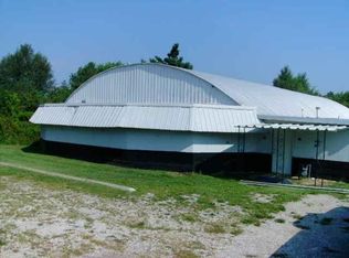 15 W Mill St, Aurora, MO 65605