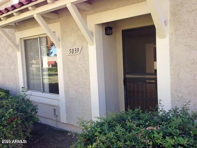 2 bed, 2.0 bath, 1216 sqft, $2,300 — Photo 3