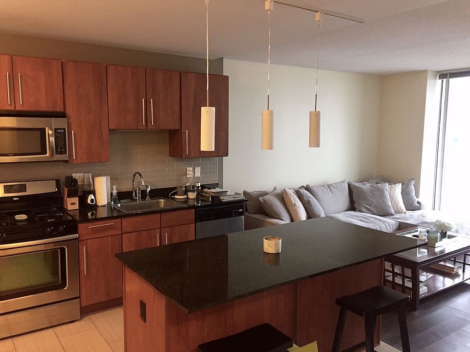 1st image of 220 W Erie St #1505