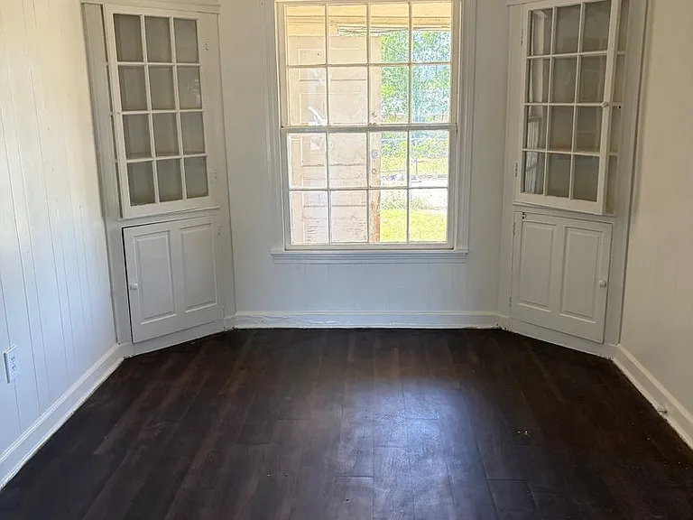 2501 Proctor Ave — Photo 10