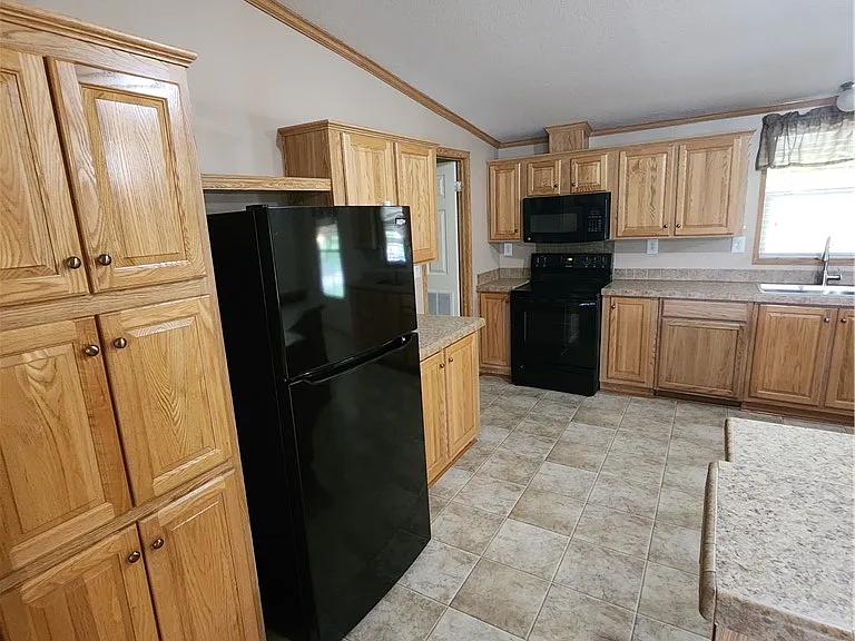 3738 Smetana Rd — Photo 6