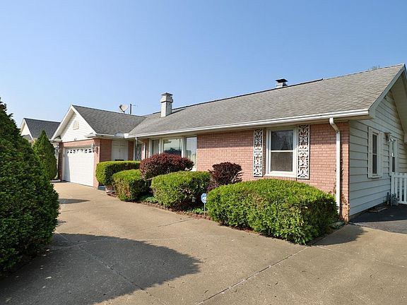 2nd image of 3622 N Gale Ave