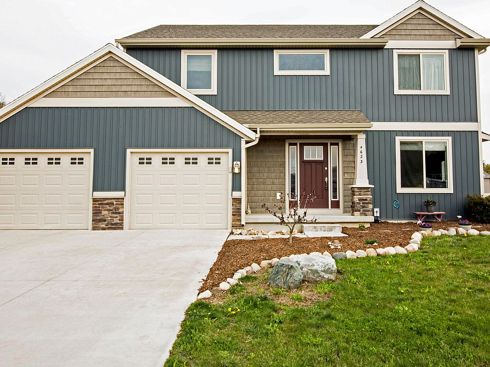 1st image of 4623 Wren Dr SE