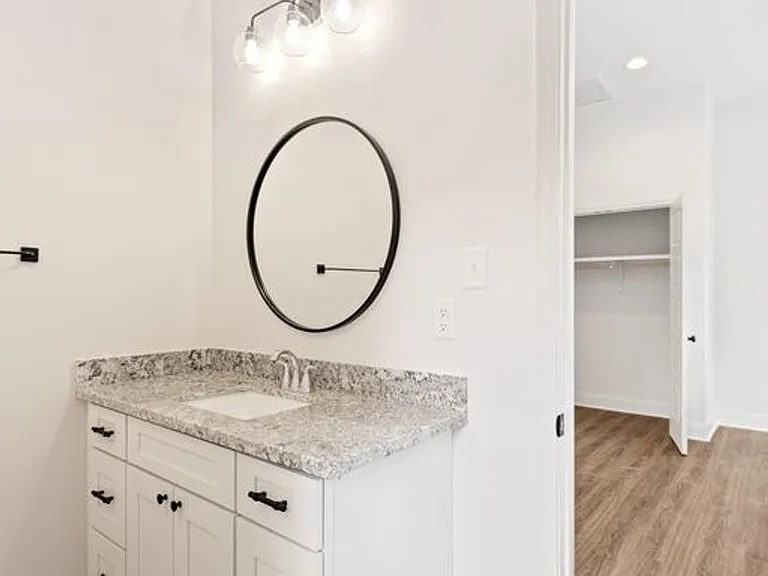 305 Ella St #3 — Photo 17