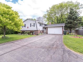 1445 4 Mile Rd, Racine, WI 53402