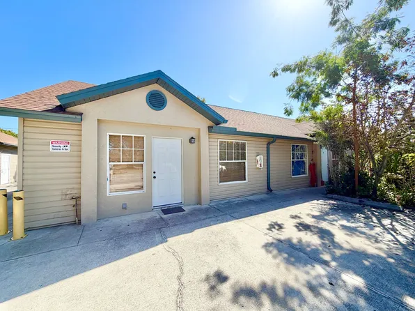 PIKUS (2884 Tropicana Blvd), 2884 Tropicana Blvd #D, Naples, FL 34116