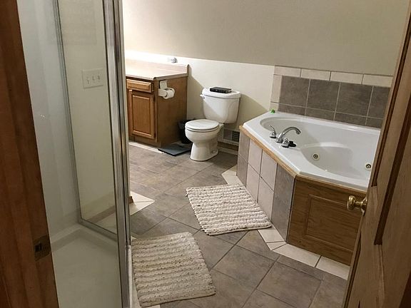 5th image of 1409 Lincoln Ave
