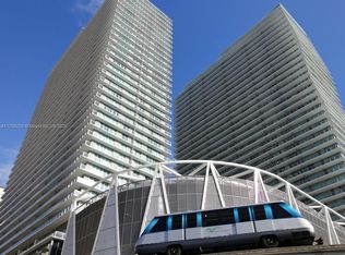 79 SW 12th St APT 1701, Miami, FL 33130