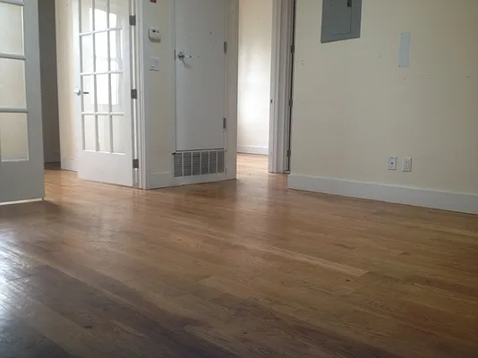 Rented by P Management | media 42