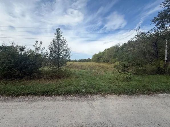 S Deer Run Rd, Peculiar, MO 64078