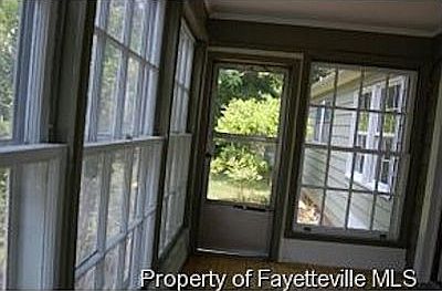3rd image of 211 Kirkland Dr #1