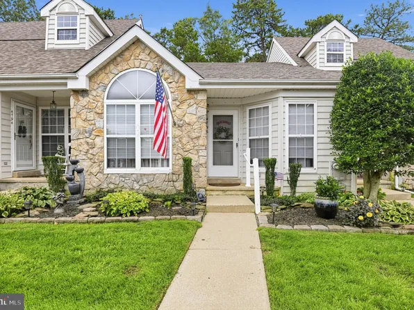 4796 Andorea Dr, Mays Landing, NJ 08330