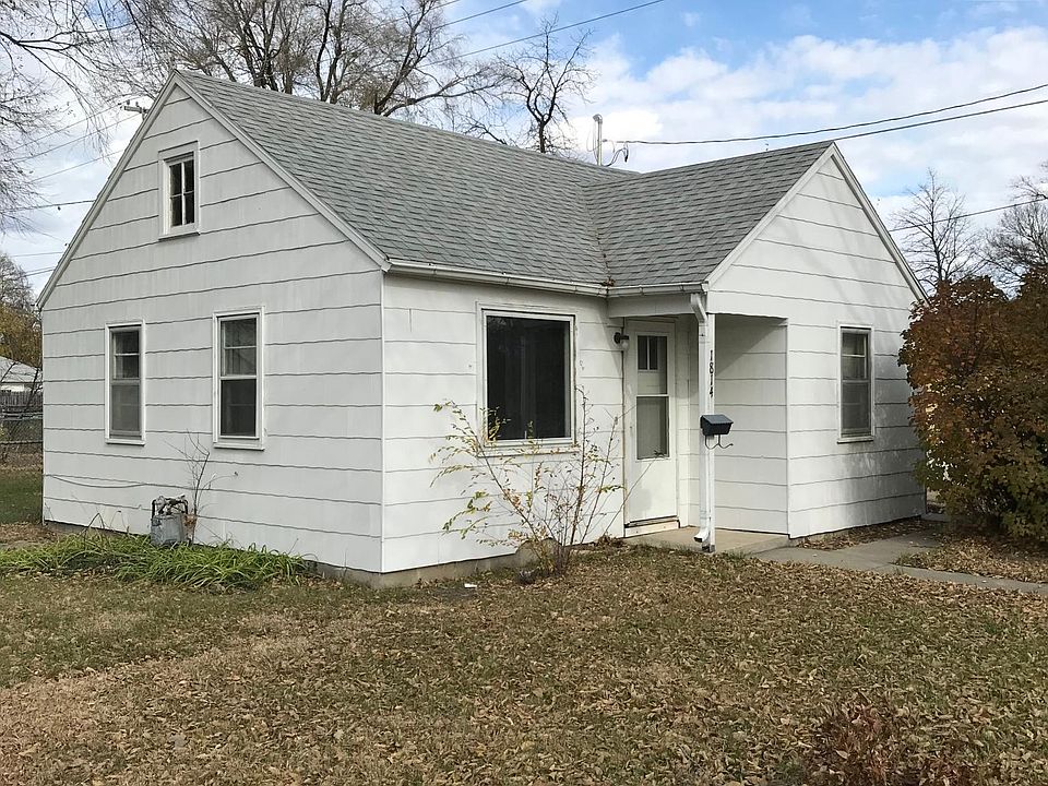 2nd image of 1814 W 18th St