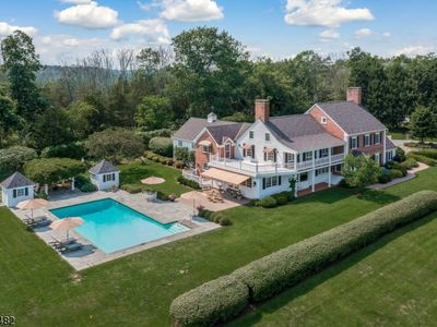 100 Colt Ln, Gladstone, NJ, 07934