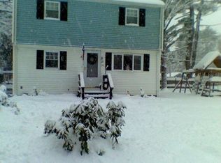 28 Hawthorne Rd, Holbrook, MA 02343