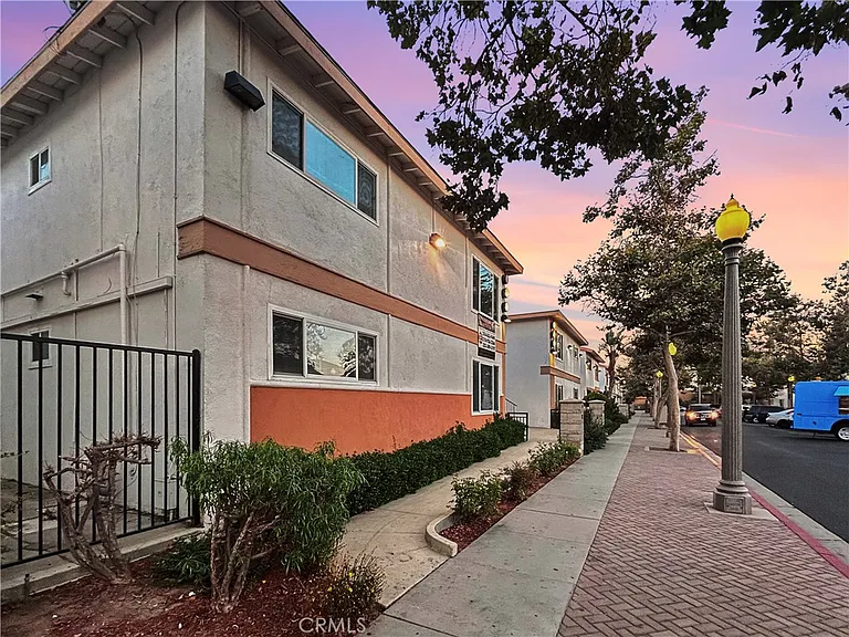 1109 S Minnie St #1109 — Photo 7