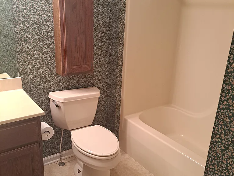 1184 Partridge Ln #1 — Photo 12