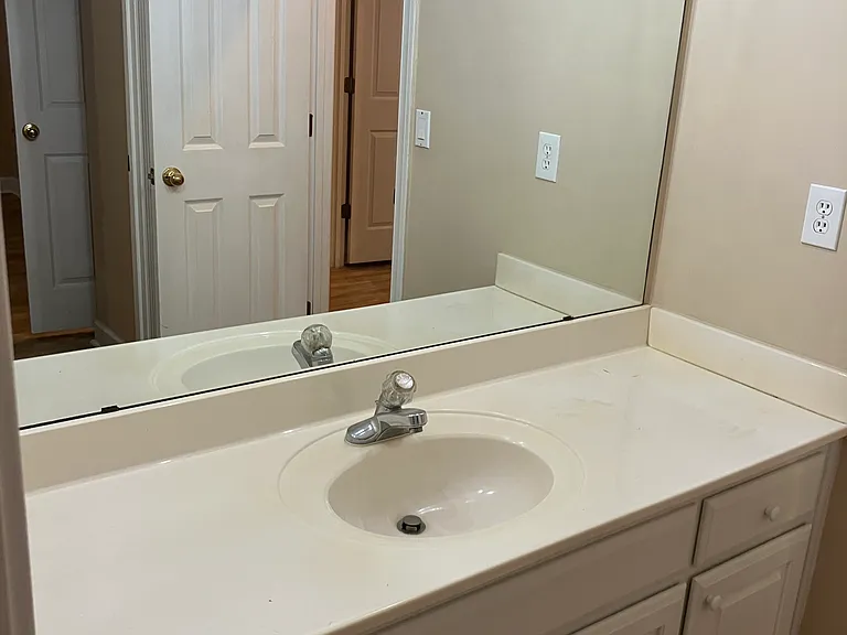 1260 Killian Shoals Way SW — Photo 19
