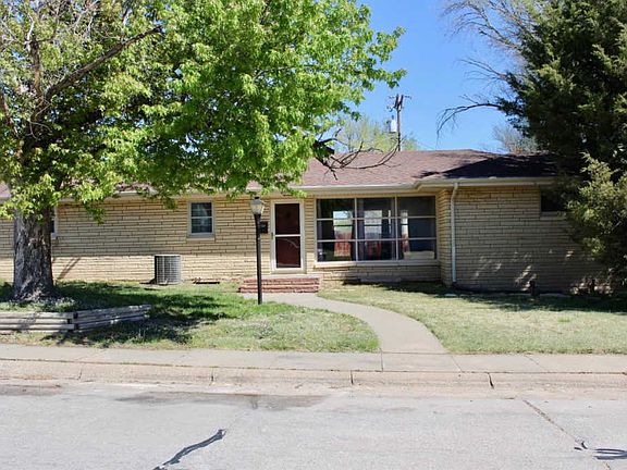 2nd image of 411 W 20th St