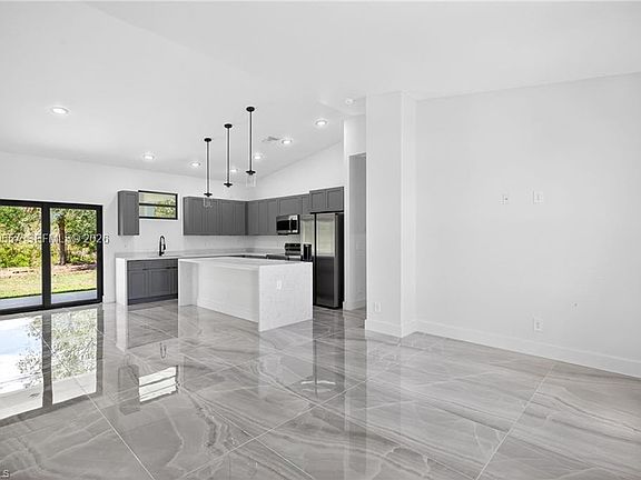 3rd image of 2524 70th St W