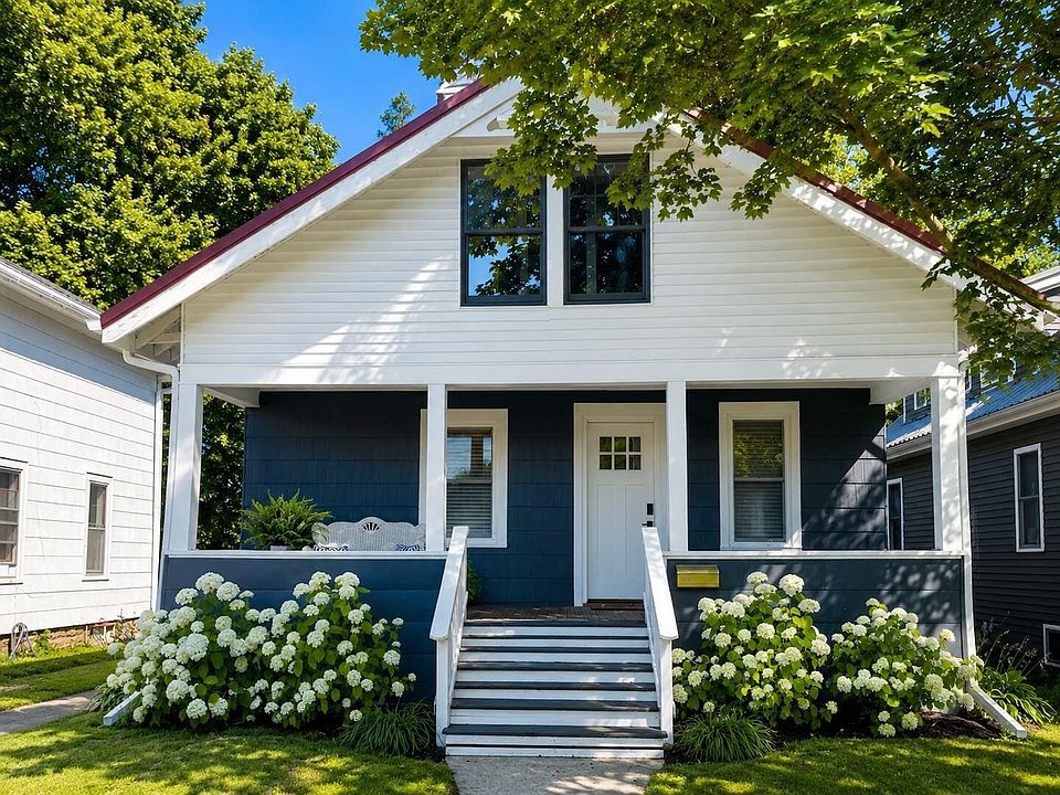 1st image of 92 Lincoln Ave