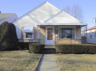 3008 Dwight St, Racine, WI 53403