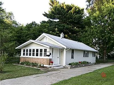 127 N Vine St photo 1