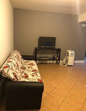 5th image of 63 Andrews St