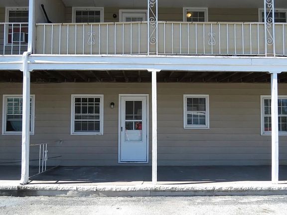 2nd image of 525 1/2 N 9th St #525.5