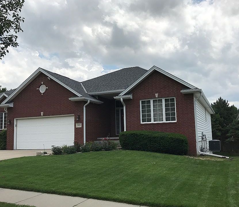 1st image of 3731 Savannah Cir