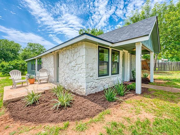 3rd image of 604 E Luce Street
