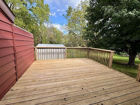 3rd image of 712 Neville Ct SE