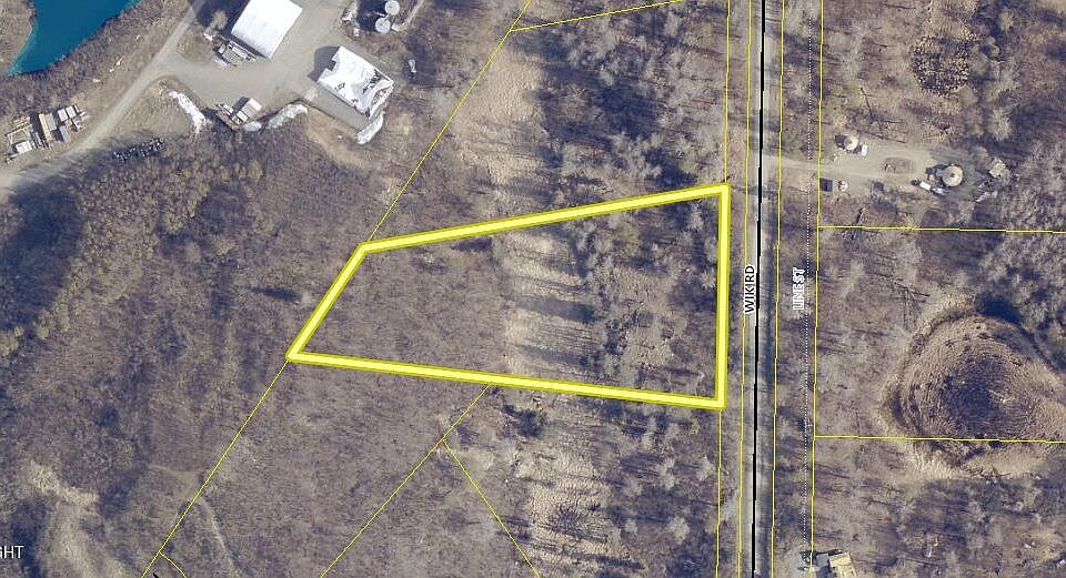 2nd image of 52190 Wik Rd