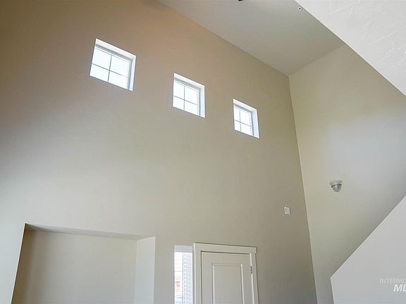 5th image of 7340 N Lucy Rose Ln