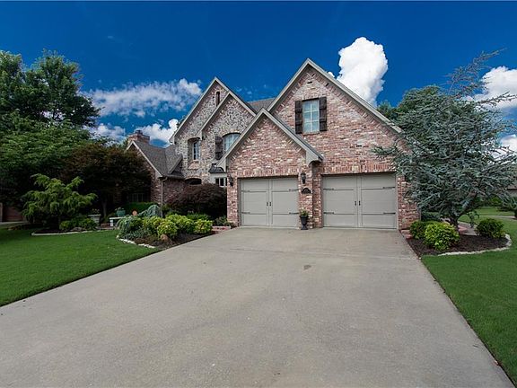 2nd image of 4703 N Garden Grove Ct